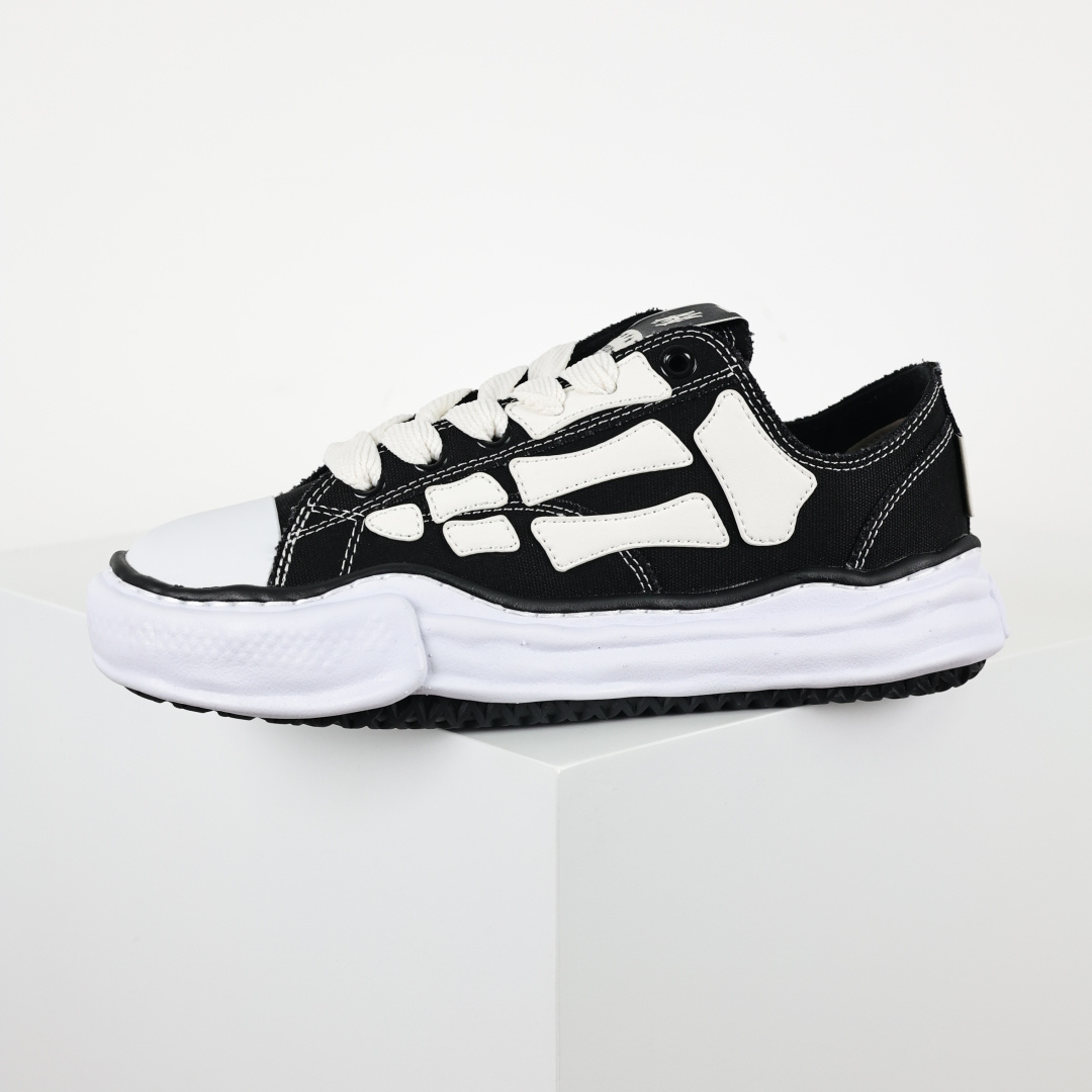 AMIRI ×Maison Mihara Yasuhiro Skel-Top Low 帆布鞋 黑色东莞原