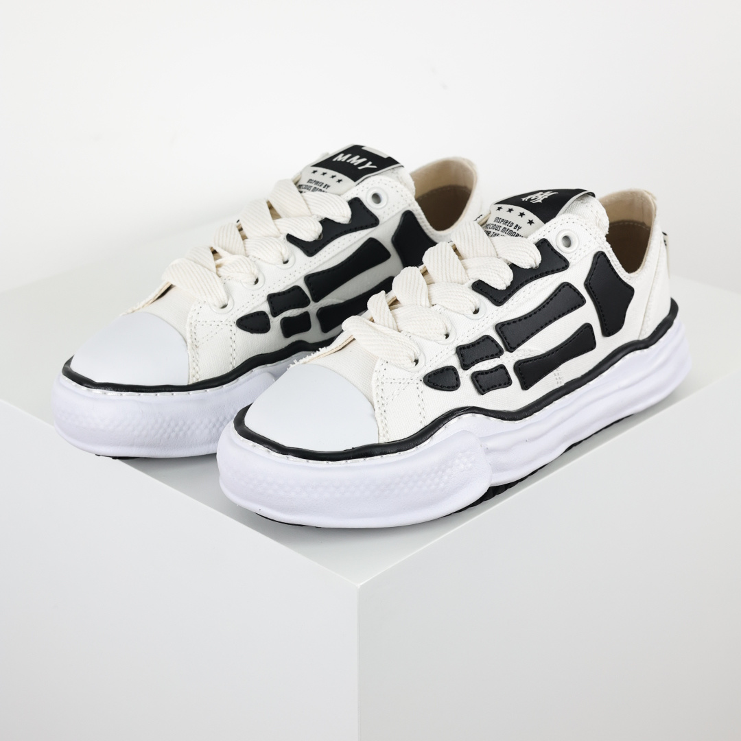 AMIRI ×Maison Mihara Yasuhiro Skel-Top Low 帆布鞋 白色￼东莞