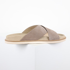 X1 版本 Brunello Cucinelli 绒面革 Bc交叉拖 沙色鞋面甄选进口牛反绒皮打造,深棕 X1 版本 Brunello Cucinelli 绒面革 Bc交叉拖 沙色鞋面甄选进口牛反绒皮打造,深棕