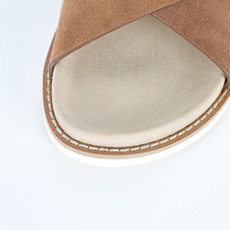 X1 版本 Brunello Cucinelli 绒面革 Bc交叉拖 卡其色鞋面甄选进口牛反绒皮打造,深 X1 版本 Brunello Cucinelli 绒面革 Bc交叉拖 卡其色鞋面甄选进口牛反绒皮打造,深