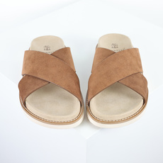 X1 版本 Brunello Cucinelli 绒面革 Bc交叉拖 卡其色鞋面甄选进口牛反绒皮打造,深 X1 版本 Brunello Cucinelli 绒面革 Bc交叉拖 卡其色鞋面甄选进口牛反绒皮打造,深