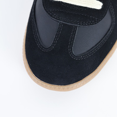 Maison Margiela Calfskin Replica 马吉拉 德训运动休闲板鞋 黑色今天出货 Maison Margiela Calfskin Replica 马吉拉 德训运动休闲板鞋 黑色今天出货