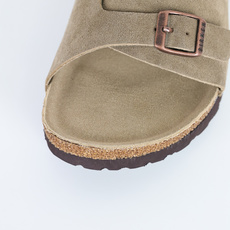 Birkenstock Zurich 勃肯 一字拖鞋 卡其灰全新勃肯半拖 舒适又时髦 潮人必备单品 正确 Birkenstock Zurich 勃肯 一字拖鞋 卡其灰全新勃肯半拖 舒适又时髦 潮人必备单品 正确