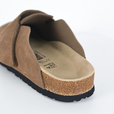 Birkenstock Roma 勃肯 包头魔术贴半拖 沙色全新勃肯半拖 舒适又时髦 潮人必备单品 正确 Birkenstock Roma 勃肯 包头魔术贴半拖 沙色全新勃肯半拖 舒适又时髦 潮人必备单品 正确