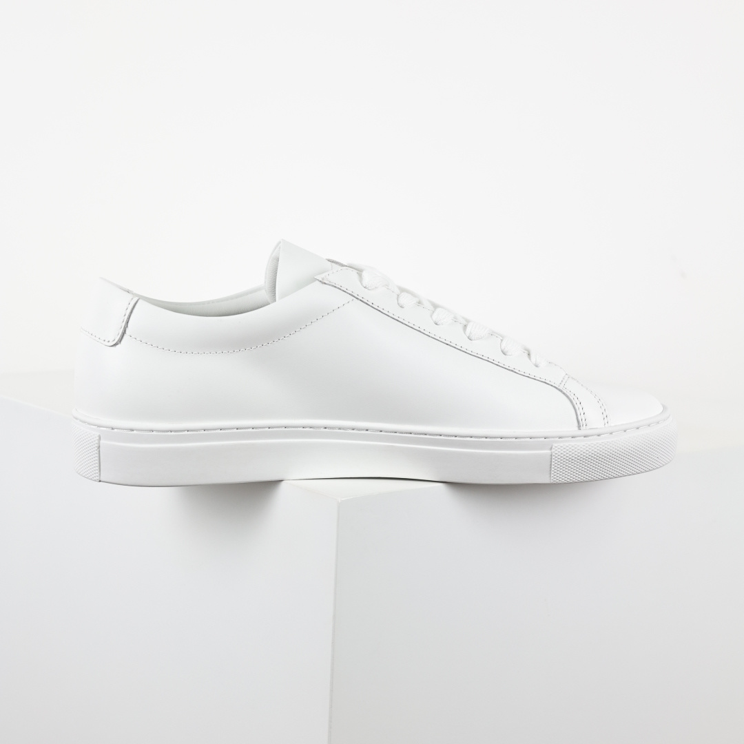Common Projects Achilles Low 扁头小白鞋 经典小白鞋 为了此款鞋子做到极致 已经报废几双原鞋 Common Projects Achilles Low 扁头小白鞋 经典小白鞋 为了此款鞋子做到极致 已经报废几双原鞋