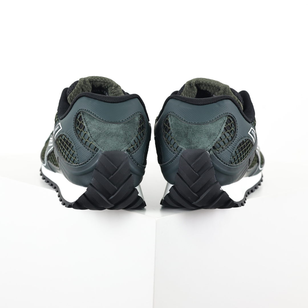 BV Bottega Veneta Orbit 时尚休闲运动鞋 深墨绿绒面 原版一比一开发 新款BV葆蝶家时尚休闲 Or BV Bottega Veneta Orbit 时尚休闲运动鞋 深墨绿绒面 原版一比一开发 新款BV葆蝶家时尚休闲 Or