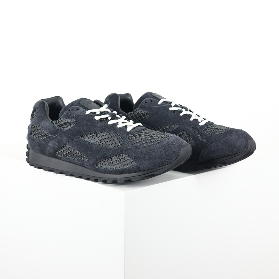BV Bottega Veneta Orbit 时尚休闲运动鞋 全黑绒面 原版一比一开发 新款BV葆蝶家时尚休闲 Orb BV Bottega Veneta Orbit 时尚休闲运动鞋 全黑绒面 原版一比一开发 新款BV葆蝶家时尚休闲 Orb
