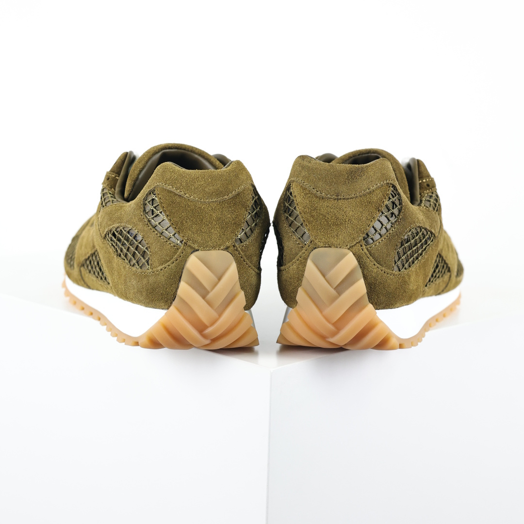 BV Bottega Veneta Orbit 时尚休闲运动鞋 橄榄棕绒面 原版一比一开发 新款BV葆蝶家时尚休闲 Or BV Bottega Veneta Orbit 时尚休闲运动鞋 橄榄棕绒面 原版一比一开发 新款BV葆蝶家时尚休闲 Or