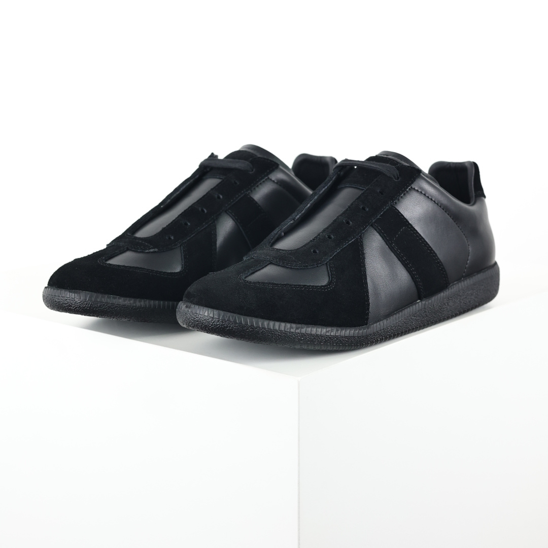Maison Margiela Calfskin Replica 马吉拉 德训运动休闲板鞋 全黑 东莞纯原 原版一比一开 Maison Margiela Calfskin Replica 马吉拉 德训运动休闲板鞋 全黑 东莞纯原 原版一比一开
