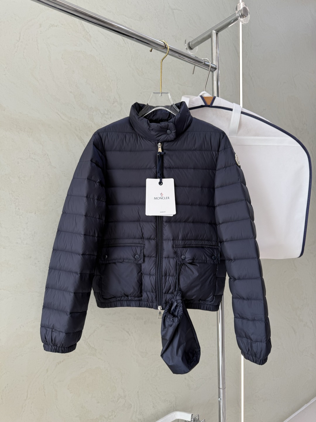 Пуховик Moncler