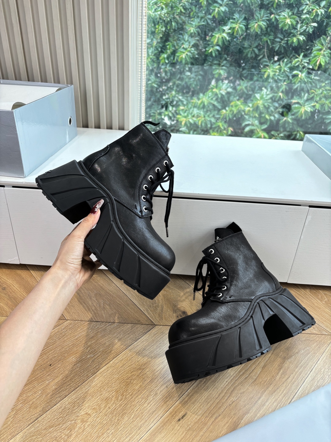 Fashionable Single Wears SMFK’s Oxin Sneakers with Original Soles (35-39#) - 图片 6