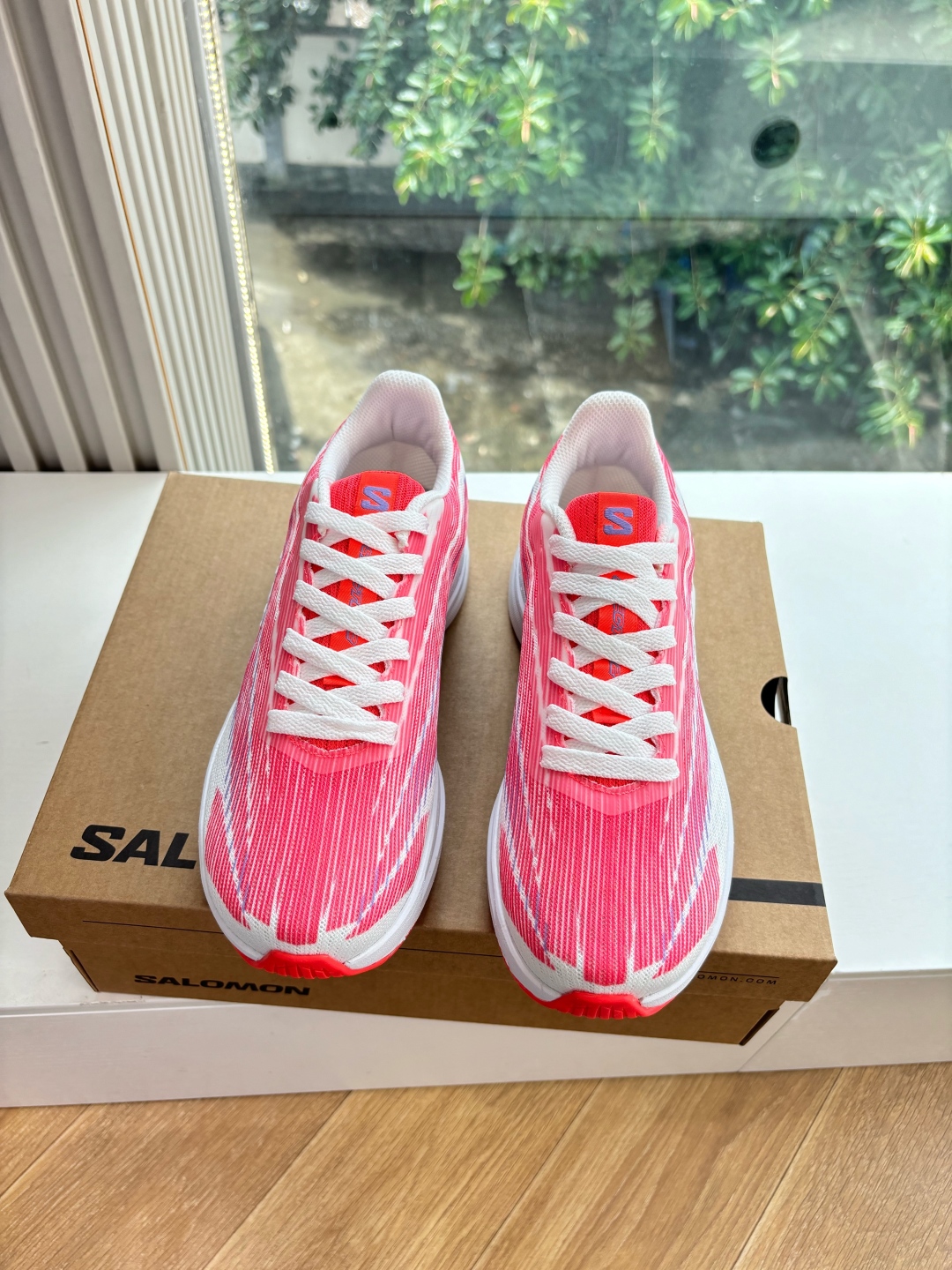 Salomon G077 Top Edition: Luxurious German Training Shoe with Classic Design - 图片 4