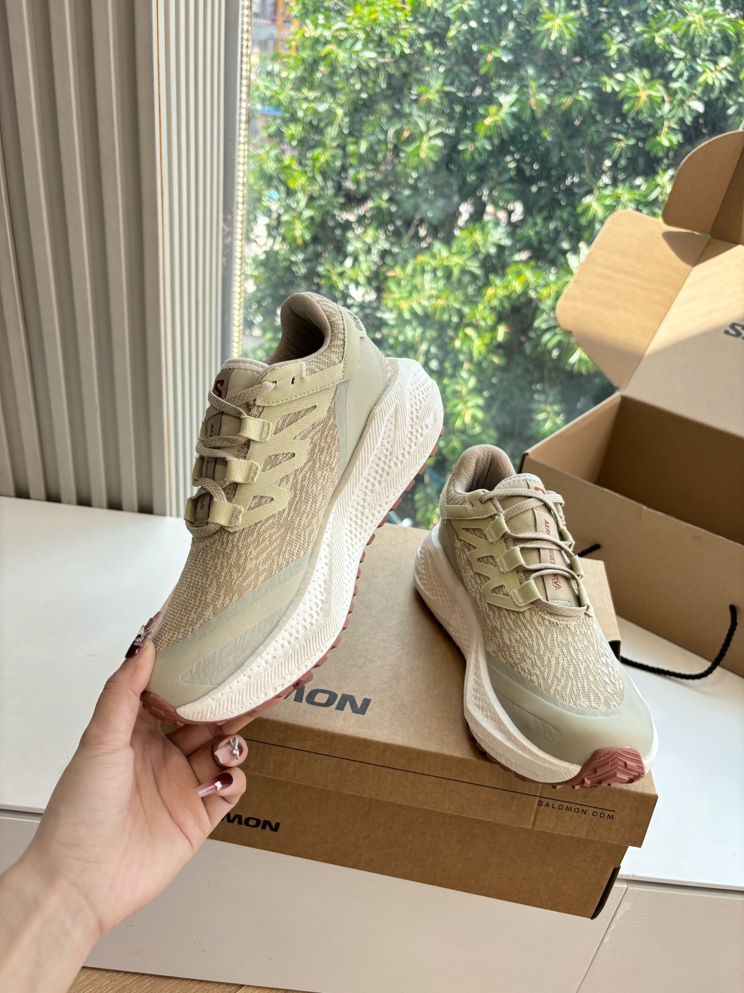 Salomon TM6 MM6 Top Edition Training Shoe with Luxurious Design and Quality Materials - 图片 5