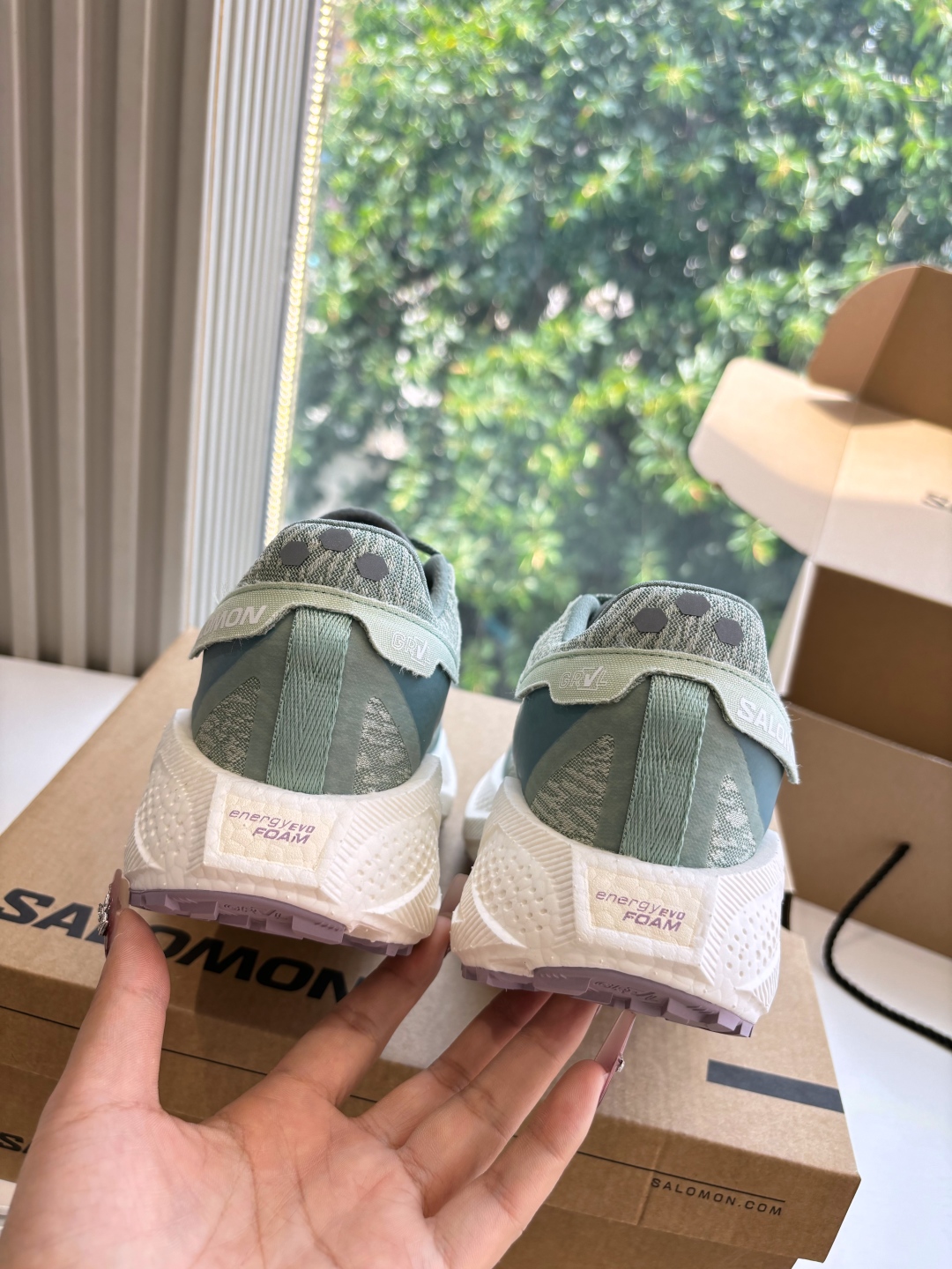Salomon TM6 MM6 Top Edition Training Shoe: Luxurious Design with Quality Materials - 图片 5