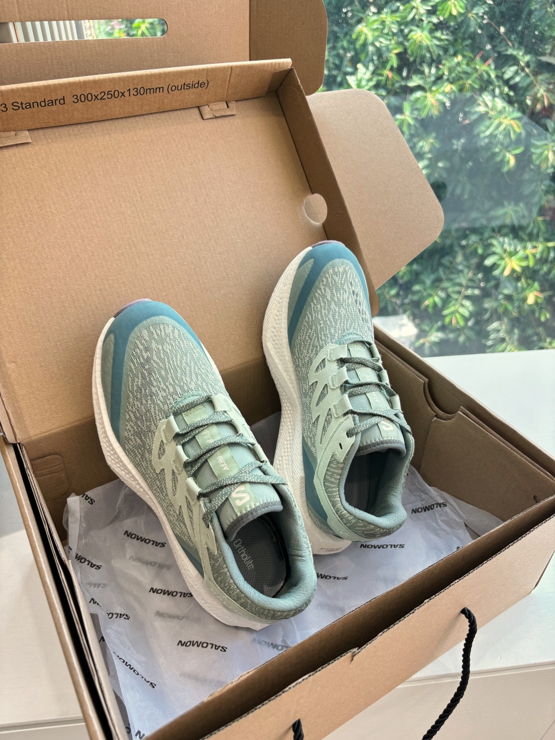 Salomon TM6 MM6 Top Edition Training Shoe: Luxurious Design with Quality Materials - 图片 8