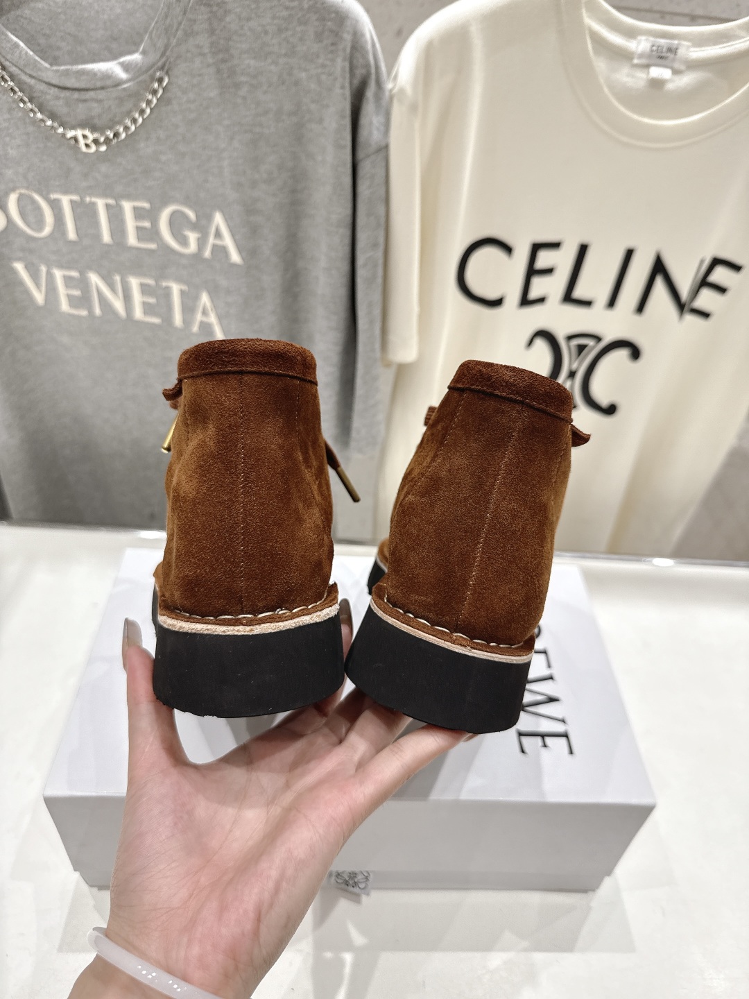 高版本出厂 高帮 男码+10
  LOEWE/罗意威 25ss秋冬新款明星同款绑带高帮复古英伦风休闲鞋乐
