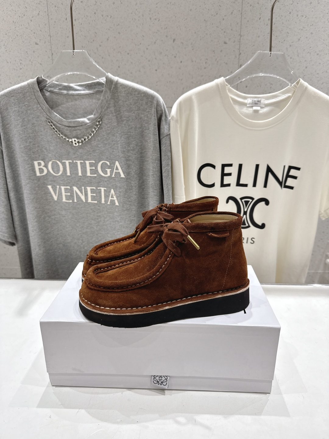 高版本出厂 高帮 男码+10
  LOEWE/罗意威 25ss秋冬新款明星同款绑带高帮复古英伦风休闲鞋乐