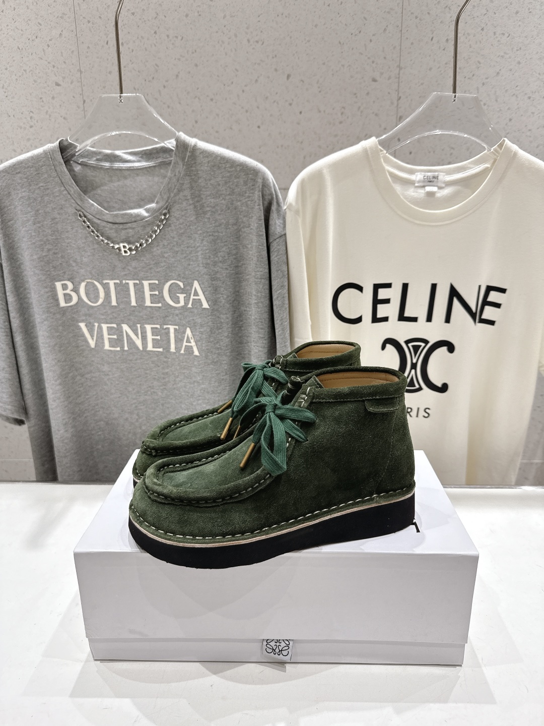 高版本出厂 高帮 男码+10
  LOEWE/罗意威 25ss秋冬新款明星同款绑带高帮复古英伦风休闲鞋乐