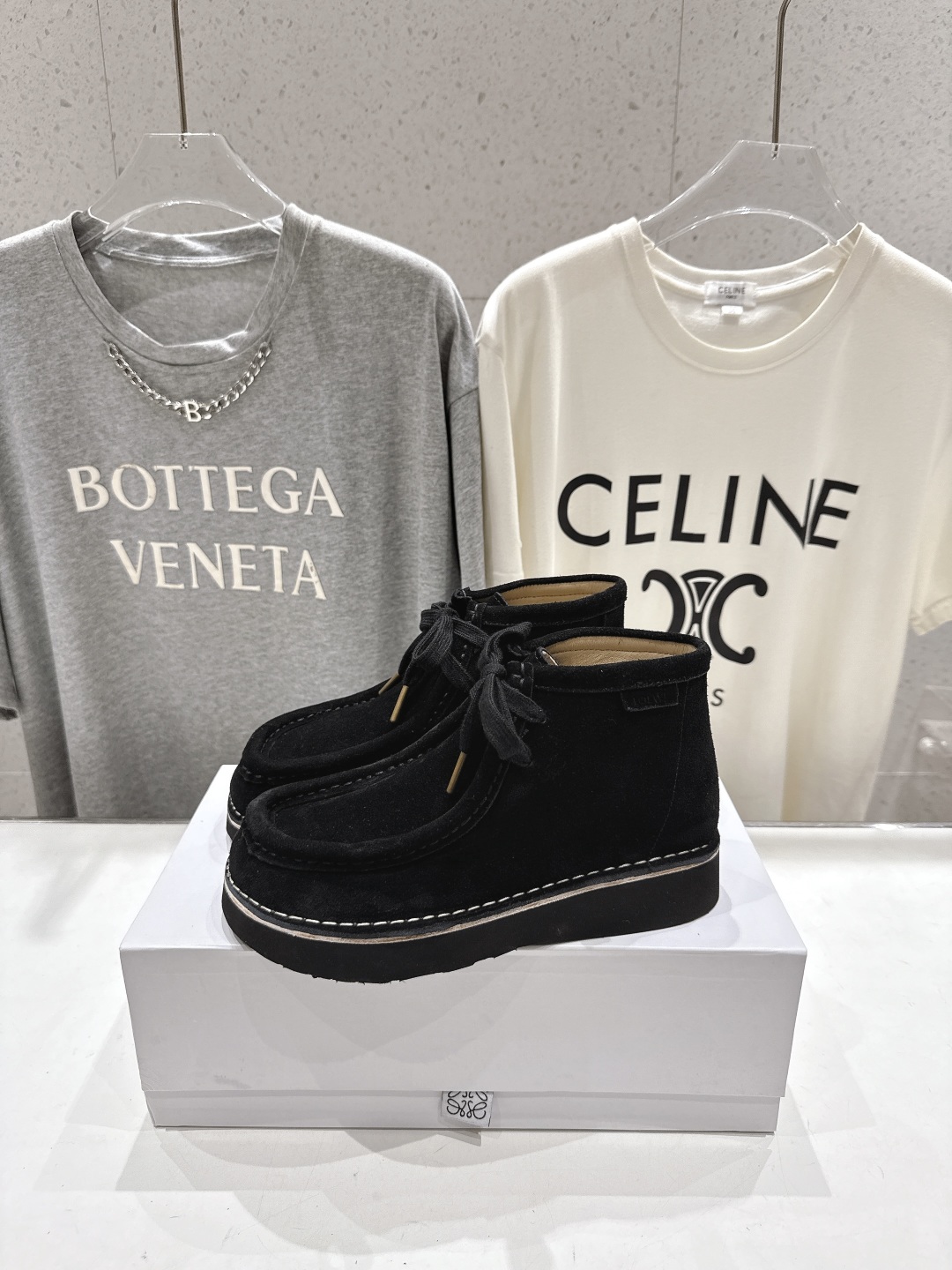 高版本出厂 高帮 男码+10
  LOEWE/罗意威 25ss秋冬新款明星同款绑带高帮复古英伦风休闲鞋乐