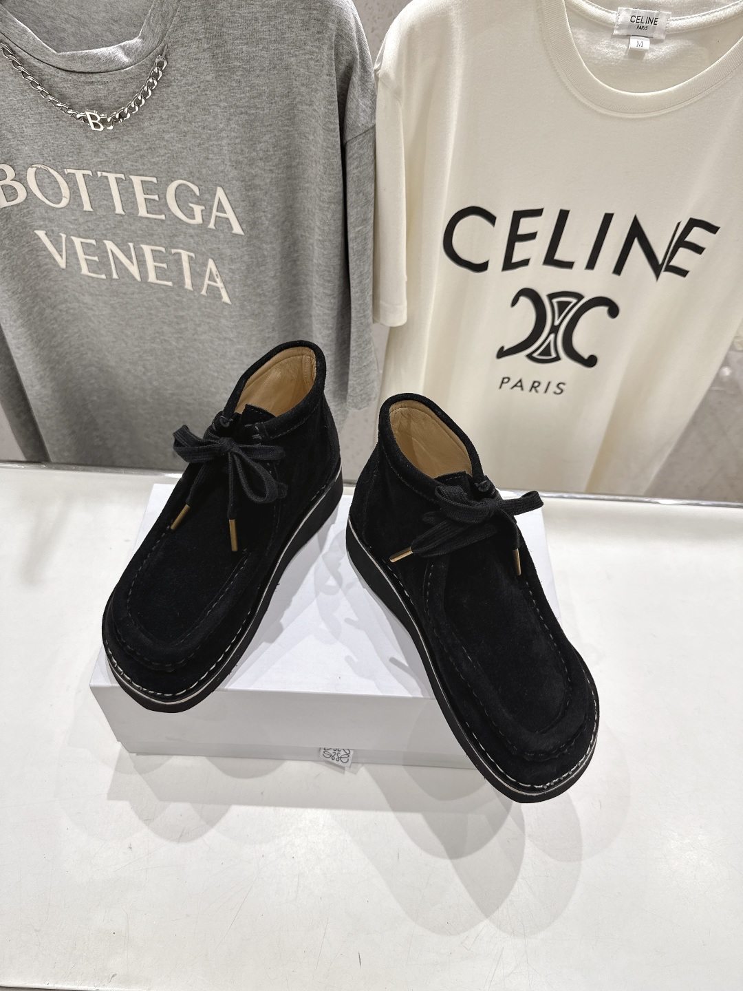 高版本出厂 高帮 男码+10
  LOEWE/罗意威 25ss秋冬新款明星同款绑带高帮复古英伦风休闲鞋乐