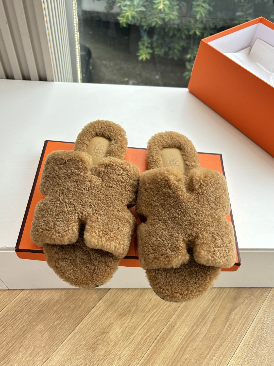 🌾G052所见即所得顶版2026春夏新款HERMES爱马仕专柜新款最近火到不行的情侣款H二舅鞋猪鼻子凉鞋