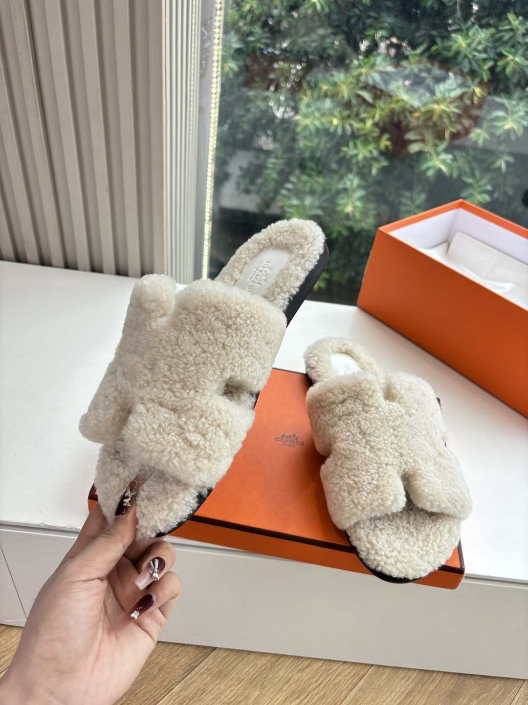 🌾G052所见即所得顶版2026春夏新款HERMES爱马仕专柜新款最近火到不行的情侣款H二舅鞋猪鼻子凉鞋
