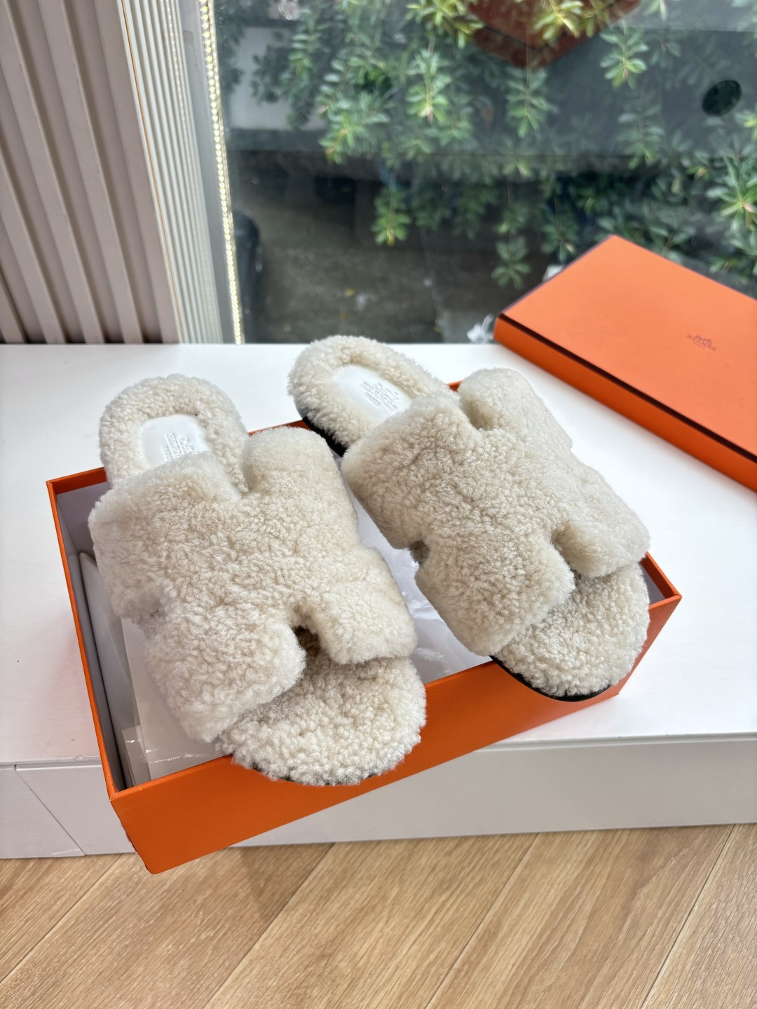 🌾G052所见即所得顶版2026春夏新款HERMES爱马仕专柜新款最近火到不行的情侣款H二舅鞋猪鼻子凉鞋