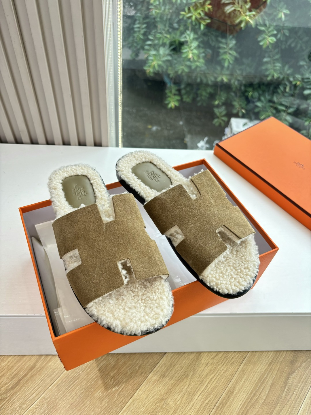 🌾G052所见即所得顶版2026春夏新款HERMES爱马仕专柜新款最近火到不行的情侣款H二舅鞋猪鼻子凉鞋