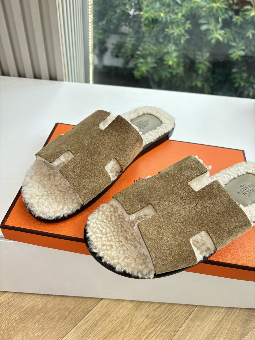 🌾G052所见即所得顶版2026春夏新款HERMES爱马仕专柜新款最近火到不行的情侣款H二舅鞋猪鼻子凉鞋