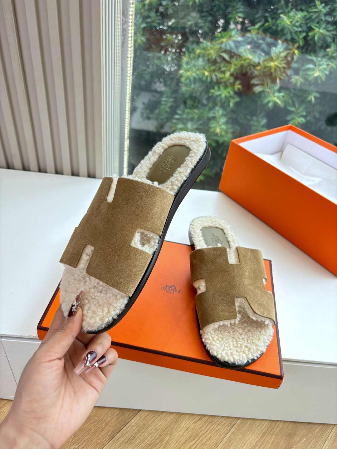 🌾G052所见即所得顶版2026春夏新款HERMES爱马仕专柜新款最近火到不行的情侣款H二舅鞋猪鼻子凉鞋
