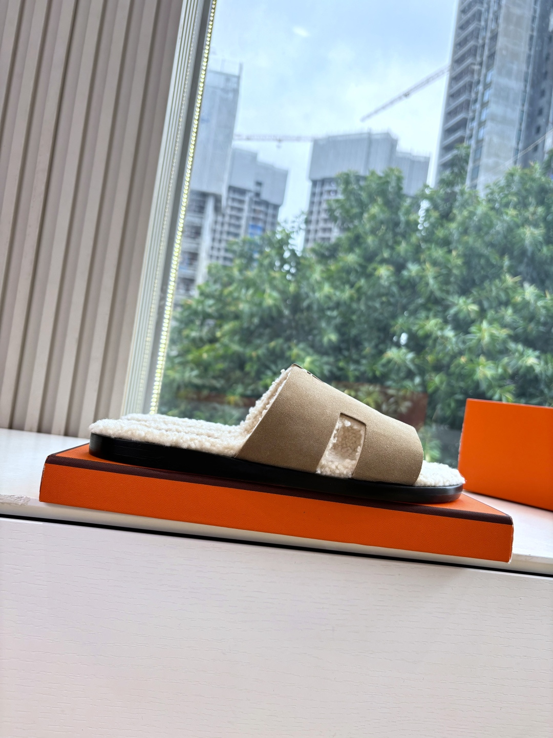 🌾G052所见即所得顶版2026春夏新款HERMES爱马仕专柜新款最近火到不行的情侣款H二舅鞋猪鼻子凉鞋