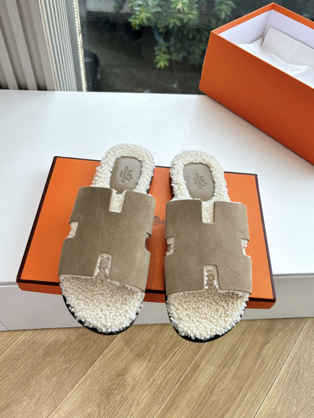 🌾G052所见即所得顶版2026春夏新款HERMES爱马仕专柜新款最近火到不行的情侣款H二舅鞋猪鼻子凉鞋