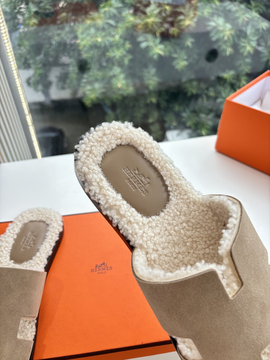🌾G052所见即所得顶版2026春夏新款HERMES爱马仕专柜新款最近火到不行的情侣款H二舅鞋猪鼻子凉鞋