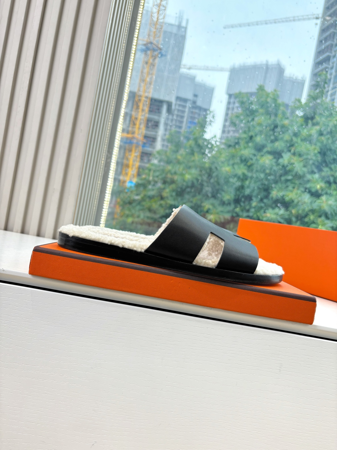 🌾G052所见即所得顶版2026春夏新款HERMES爱马仕专柜新款最近火到不行的情侣款H二舅鞋猪鼻子凉鞋