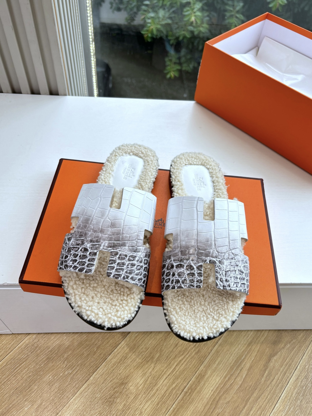 🌾G052所见即所得顶版2026春夏新款HERMES爱马仕专柜新款最近火到不行的情侣款H二舅鞋猪鼻子凉鞋