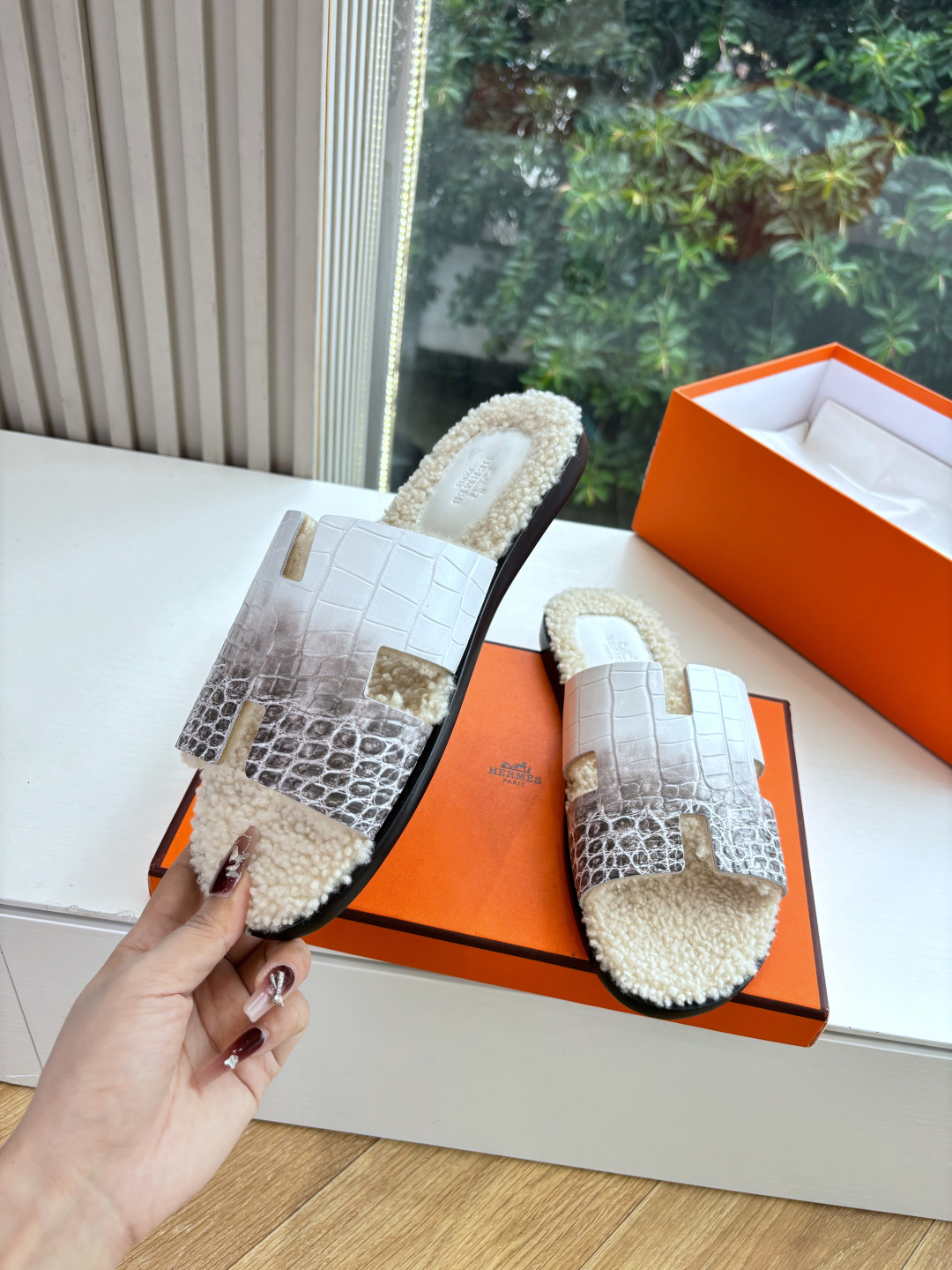 🌾G052所见即所得顶版2026春夏新款HERMES爱马仕专柜新款最近火到不行的情侣款H二舅鞋猪鼻子凉鞋