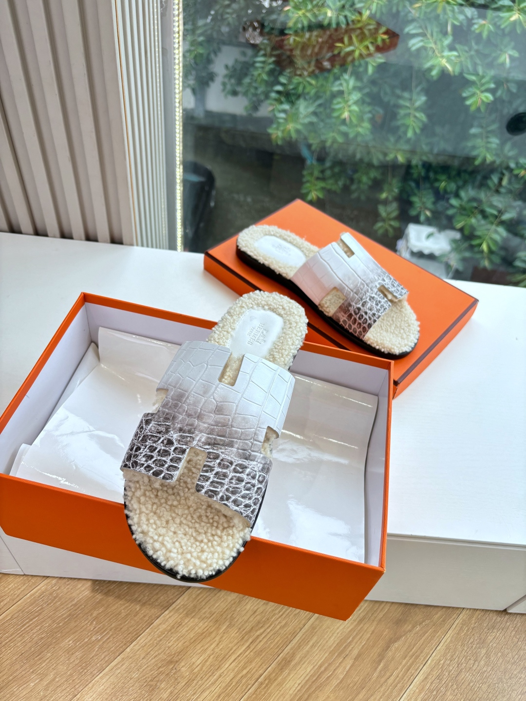 🌾G052所见即所得顶版2026春夏新款HERMES爱马仕专柜新款最近火到不行的情侣款H二舅鞋猪鼻子凉鞋