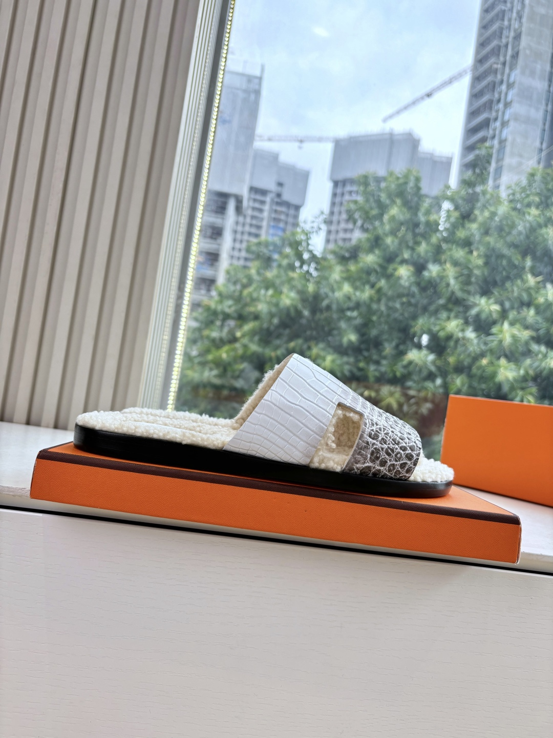 🌾G052所见即所得顶版2026春夏新款HERMES爱马仕专柜新款最近火到不行的情侣款H二舅鞋猪鼻子凉鞋