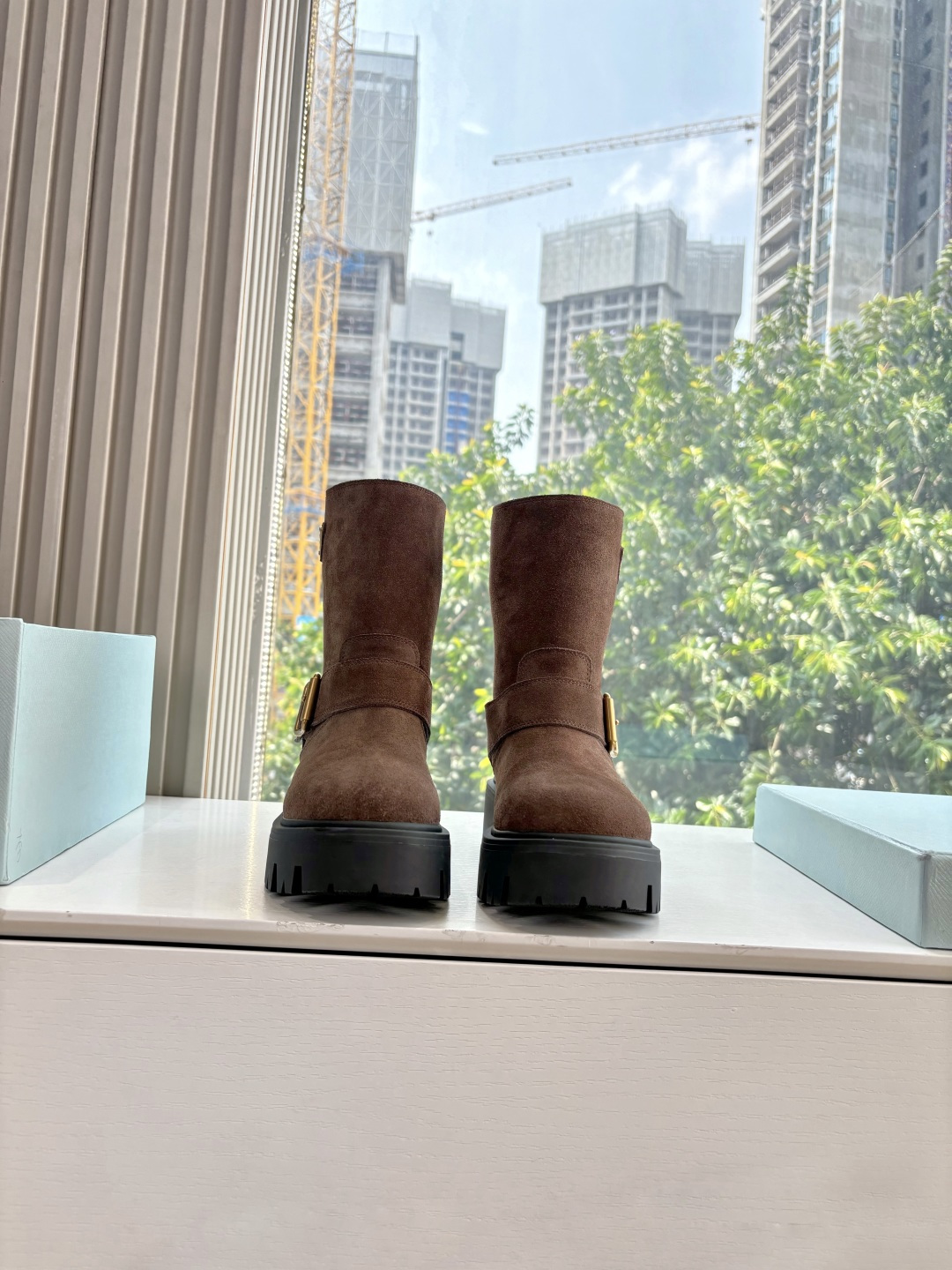 NO:461821,Purchase level G741 WYSIWYG Prad* Prada 2025 Autumn and Winter Hot Classic Knight Boot Series - This one looks super good on the feet. And it can lengthen the legs and shape differently on the market. The selling point of this model lies in the leather accommodation sole. My family has broken ZP, the original 1:1 mold opening, the sole is welcome to compare comfort and texture. Original frosted cowhide fabric, imported cowhide inner lining, large sole original sole size35-39 [40.41 custom made without return or exchange], boots, prada, prada, boots, cowhide19860909代购级别G741所见即所得Prad*普拉达2025秋冬爆款经典款骑士靴系列—这款上脚超好看.而且可以拉长腿型市面上鱼龙混杂的货不同,此款卖点在于真皮住宿大底,我家拆烂ZP,原版1:1开模,大底,欢迎任何对比舒适度与质感. 面料原版磨砂牛皮 内里进口牛皮内里 大底原版鞋底 size35-39 [40.41定做不退不換],靴子,prada,prada,boots,cowhide,Women's Shoes