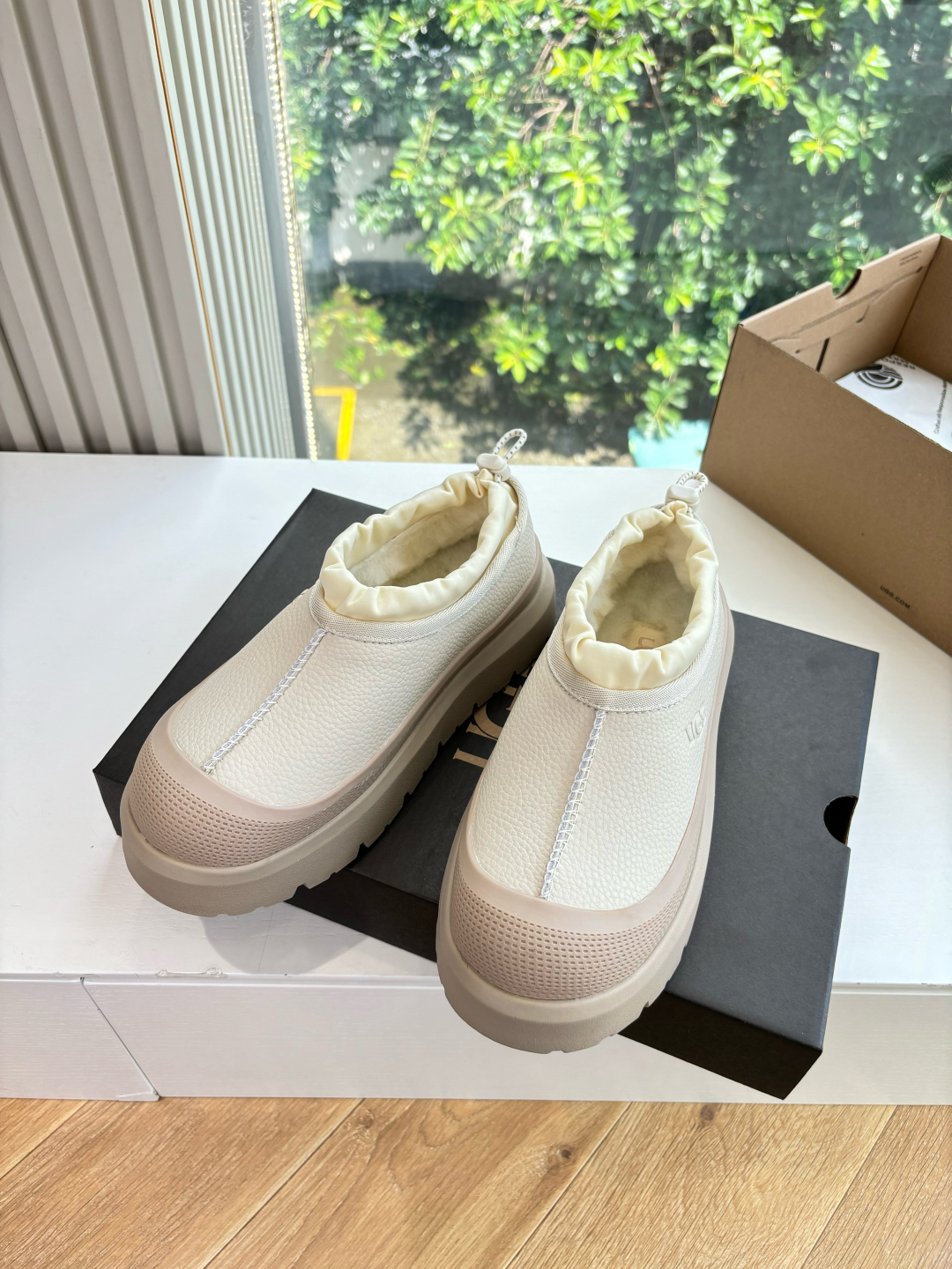 ，男+10 情侣系列ugg顶级品质G026所见即所得UGG秋冬新款包头拖鞋棉鞋厚底休闲鞋‼️作为的领军品