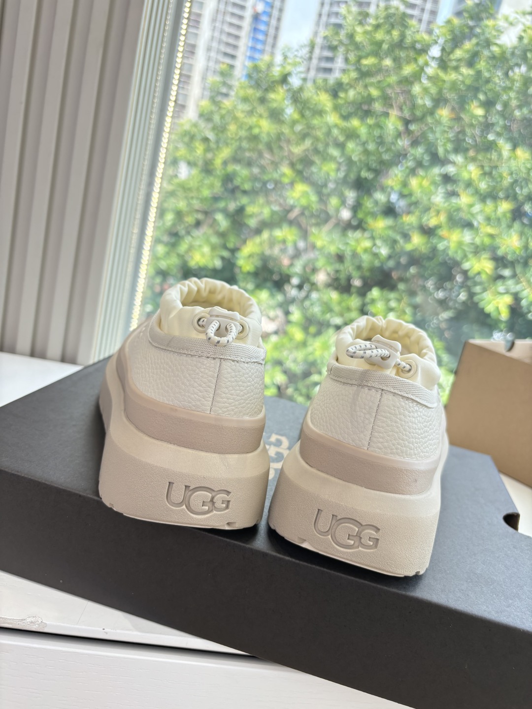 ，男+10 情侣系列ugg顶级品质G026所见即所得UGG秋冬新款包头拖鞋棉鞋厚底休闲鞋‼️作为的领军品