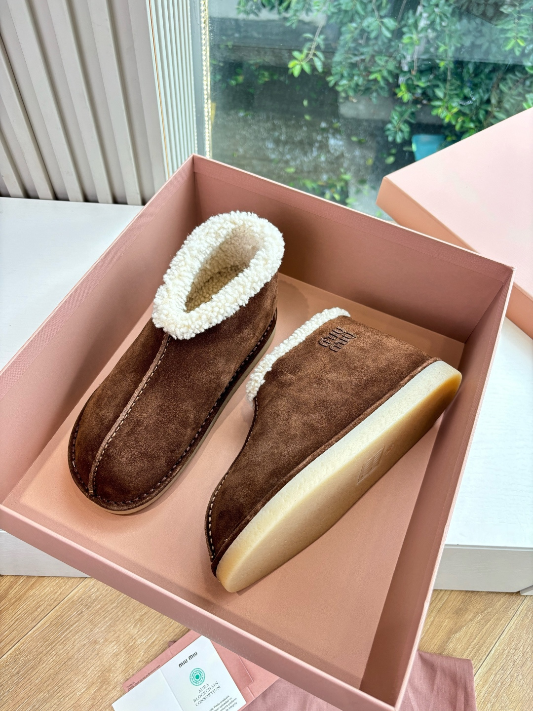 有量有价G所见即所得顶级羊毛内里miumiu秋冬新款进口羊毛雪地靴棉鞋 简约造型，超轻原版开模鞋底，脚感妥妥满分 好穿好