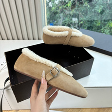 所见即所得G002代购级别原版购入法国一线奢侈品牌ALAIA 阿莱亚秋冬天真的要来咯!羊羔绒鞋~ Alaia奶呼呼的秋冬 所见即所得G002代购级别原版购入法国一线奢侈品牌ALAIA 阿莱亚秋冬天真的要来咯!羊羔绒鞋~ Alaia奶呼呼的秋冬