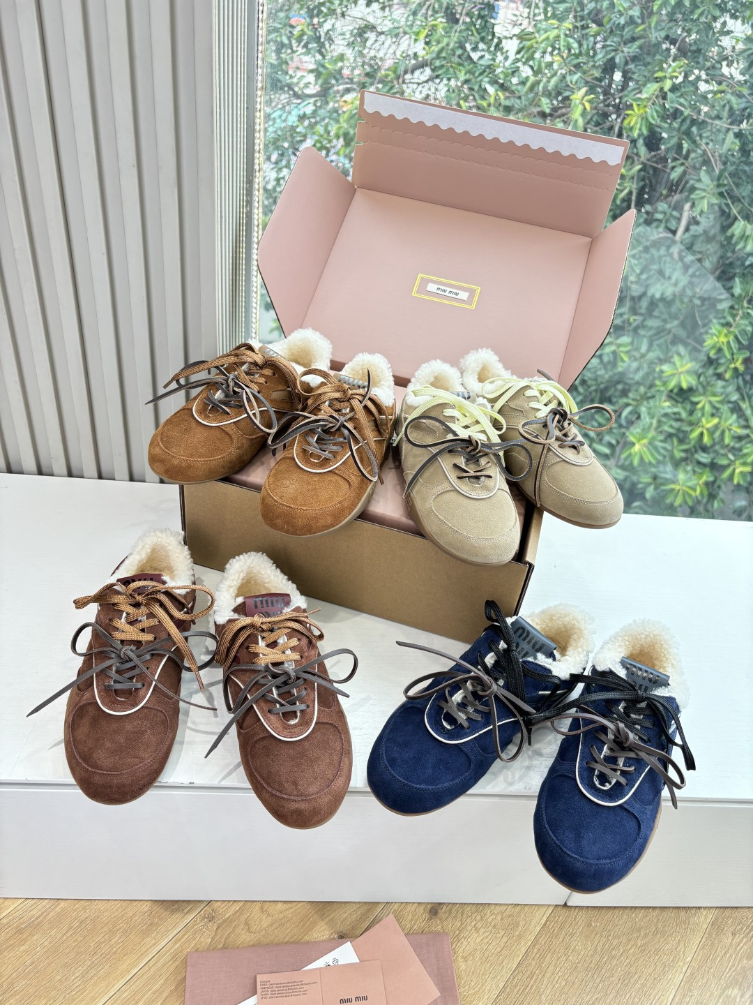 带飞机盒G086所见即所得顶级品质羊毛内里miumiu25秋冬新款厚底羊毛小白鞋简约造型，超轻原版开模鞋底，脚感妥妥满分