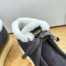 G036所见即所得代购级别市面最高版本 PRADA 普拉达秋冬新款△三角标一脚蹬羊毛鞋,厚底靴 雪地靴 双色擦色牛绒真羊 G036所见即所得代购级别市面最高版本 PRADA 普拉达秋冬新款△三角标一脚蹬羊毛鞋,厚底靴 雪地靴 双色擦色牛绒真羊