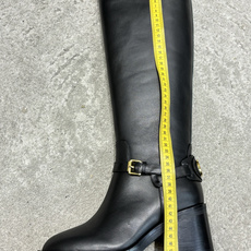 G678新款华伦天奴VALENTINO骑士靴带配以复古黄铜做旧效果VLOGO SIGNATURE搭扣开合 VALENTI G678新款华伦天奴VALENTINO骑士靴带配以复古黄铜做旧效果VLOGO SIGNATURE搭扣开合 VALENTI