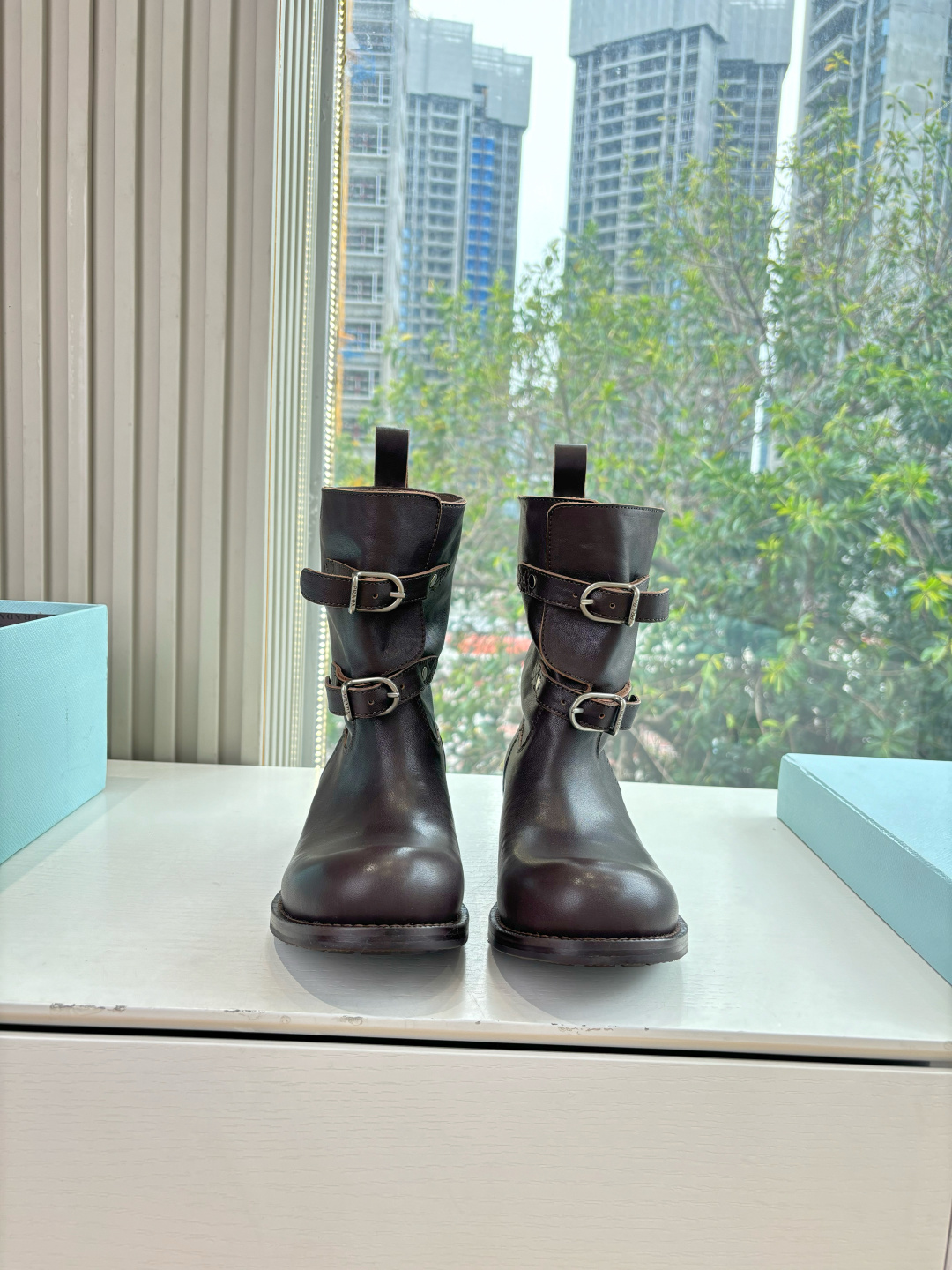NO:592270,Purchasing agent level G067 WYSIWYG Prad*Prada 2025 Autumn and Winter Hot Classic Chelsea Wrinkled Boots Cavalier Boots Series - These shoes are super good-looking and can lengthen the legs. Unlike the mixed products on the market, the selling point of this model is the genuine leather accommodation outsole. I dismantled the ZP at home and the original 1:1 mold opening and outsole. Any comparison of comfort and texture is welcome. The fabric is original imported cowhide and the lining is imported cowhide. Outsole original multi-layered genuine leather sole size35-39 [40.41 custom-made, non-refundable and non-exchangeable], boots, prada, prada, boots, cowhide19860909代购级别G067所见即所得Prad*普拉达2025秋冬爆款经典款切尔西皱皱靴骑士靴系列—这款上脚超好看.而且可以拉长腿型市面上鱼龙混杂的货不同,此款卖点在于真皮住宿大底,我家拆烂ZP,原版1:1开模,大底,欢迎任何对比舒适度与质感. 面料原版进口牛皮 内里进口牛皮内里 大底原版多层真皮鞋底 size35-39 [40.41定做不退不換],靴子,prada,prada,boots,cowhide,Women's Shoes