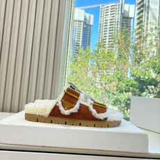 G036新色款所见即所得高帮款 低帮款 乐福鞋拖鞋单鞋款!!PRADA 普拉达 三角标羊毛鞋,厚底靴 雪地靴 半拖鞋系! G036新色款所见即所得高帮款 低帮款 乐福鞋拖鞋单鞋款!!PRADA 普拉达 三角标羊毛鞋,厚底靴 雪地靴 半拖鞋系!