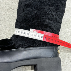 G012😀代购级别CHANEL香奈儿*小香秋冬新款雪地靴骑士靴雪地靴库靴切尔西靴真的是帅气时尚的代表马丁靴骑士靴靴筒Ch G012😀代购级别CHANEL香奈儿*小香秋冬新款雪地靴骑士靴雪地靴库靴切尔西靴真的是帅气时尚的代表马丁靴骑士靴靴筒Ch