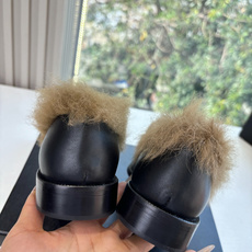 G012所见即所得CHANE*|小香新品复古玛丽珍乐福鞋简约勾勒永不过时的时尚轮廓 。精致双C标志点缀 是品牌格调的无声 G012所见即所得CHANE*|小香新品复古玛丽珍乐福鞋简约勾勒永不过时的时尚轮廓 。精致双C标志点缀 是品牌格调的无声